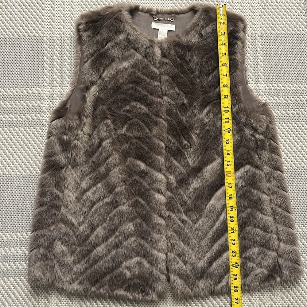 H&M faux fur vest - Picture 7 of 8